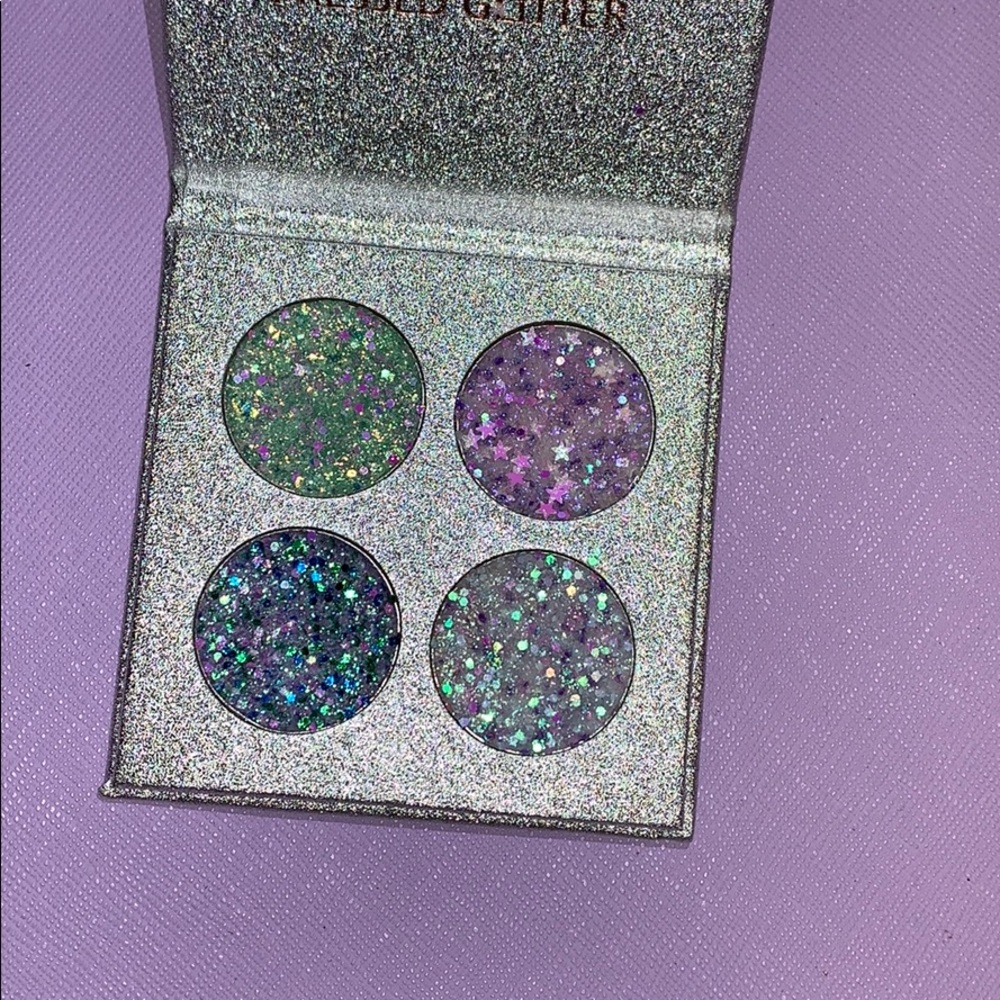 Pressed glitter quad